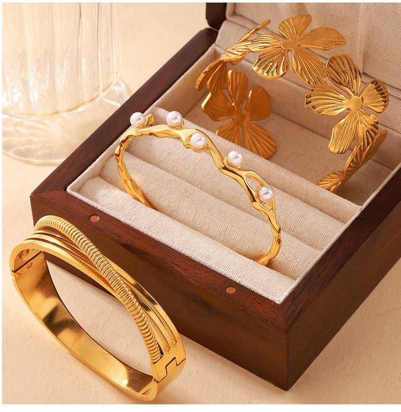 Niche-style Geometric Pattern Design Bracelet