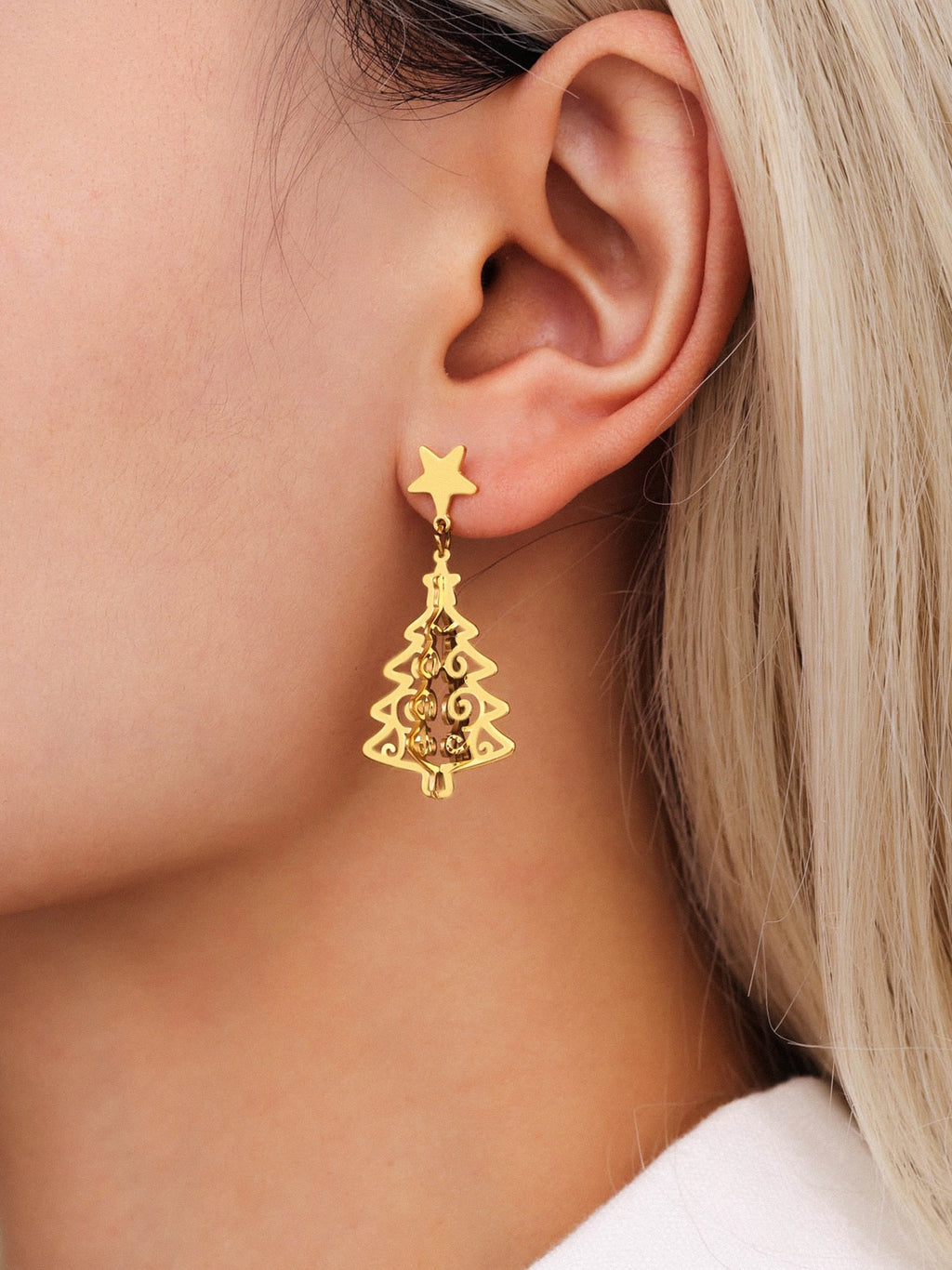 Christmas Limited-Edition Gold Hollowed-Out Christmas Tree Earrings