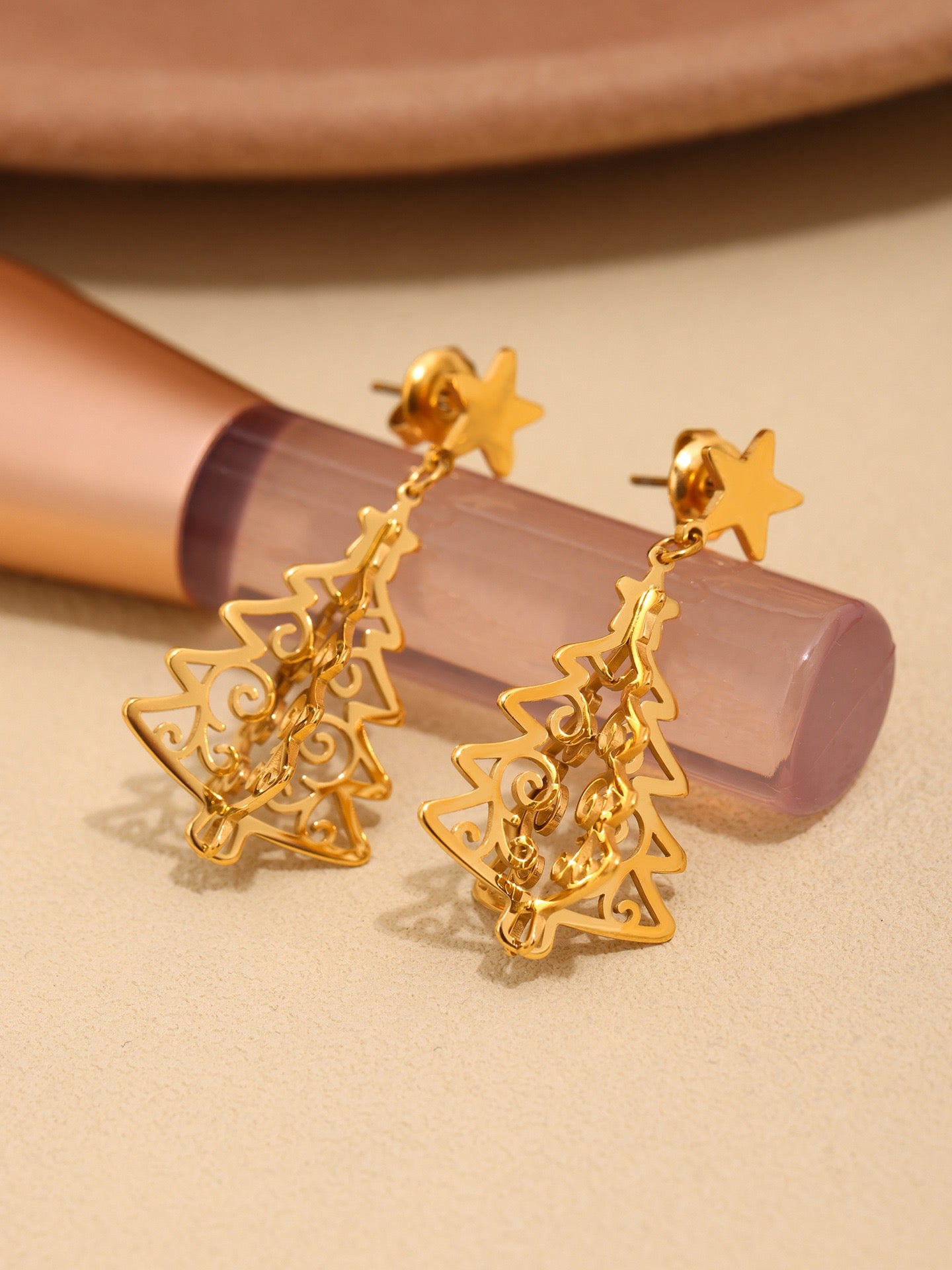Christmas Limited-Edition Gold Hollowed-Out Christmas Tree Earrings