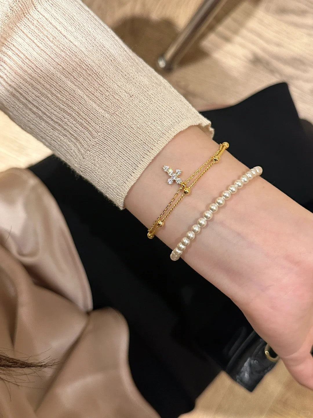 Double-Layered Light Luxury Adjustable Cross Bracelet
